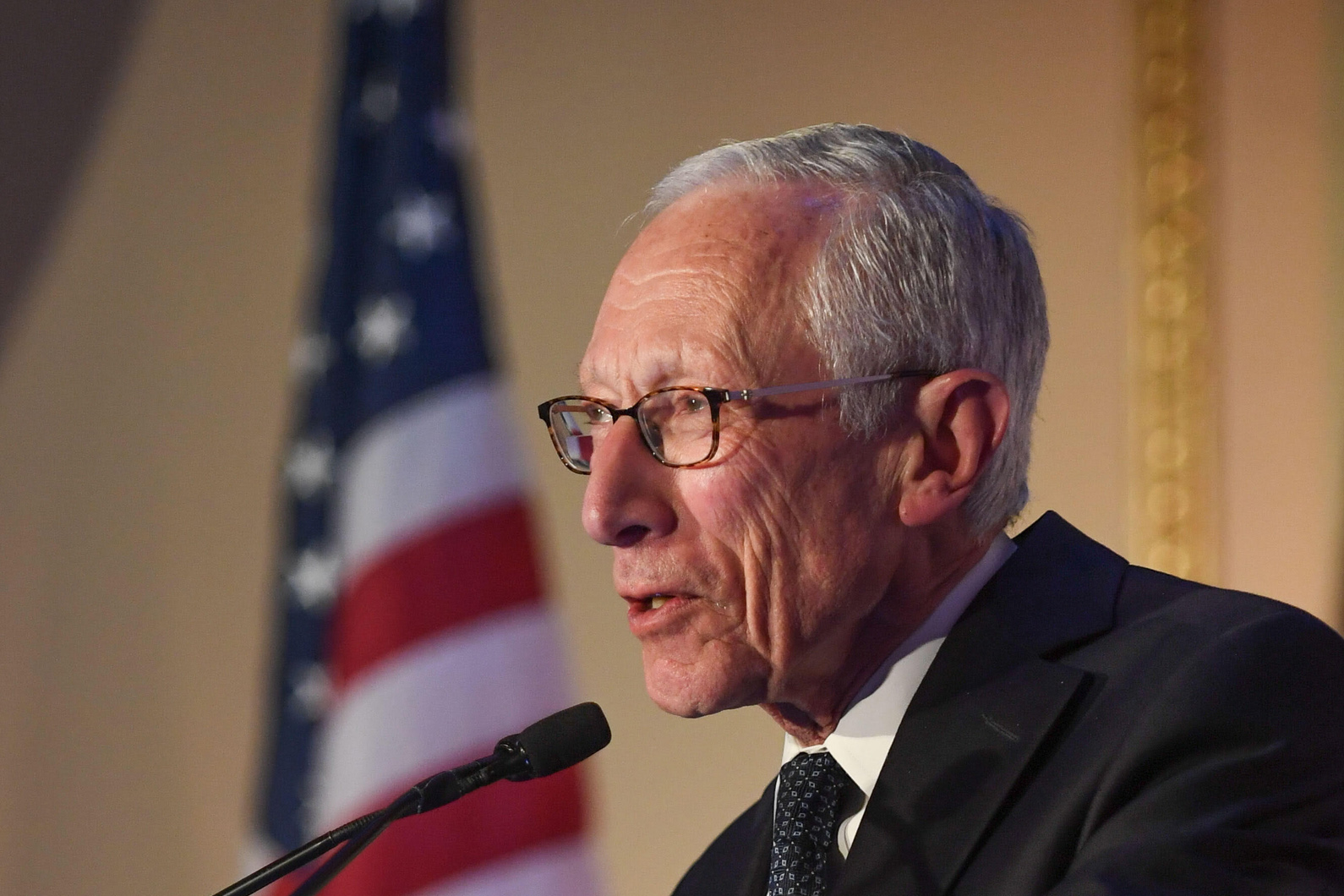 Dr. Stanley Fischer